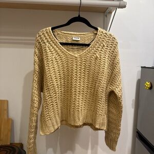 Noisy May Creamy Yellow Chunky V-Neck Sweater